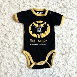 Lazy One Bat-Moose Estes Park Baby Bodysuit Black Yellow Sz 6 Months Cutie
